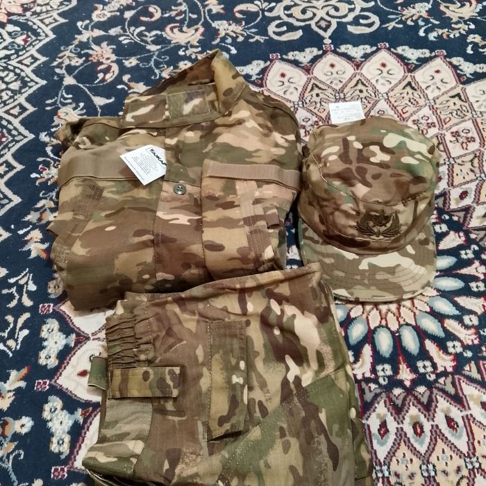Продам военную форму и берцы