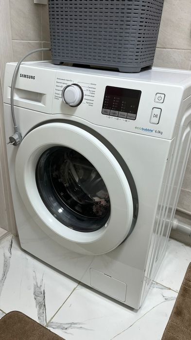 Продам стиральную машину