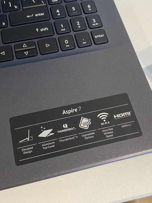 Ноутбук Acer Aspire 7