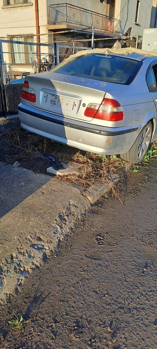 BMW E46 320D 136к.с отличен мотор и скорости  на части