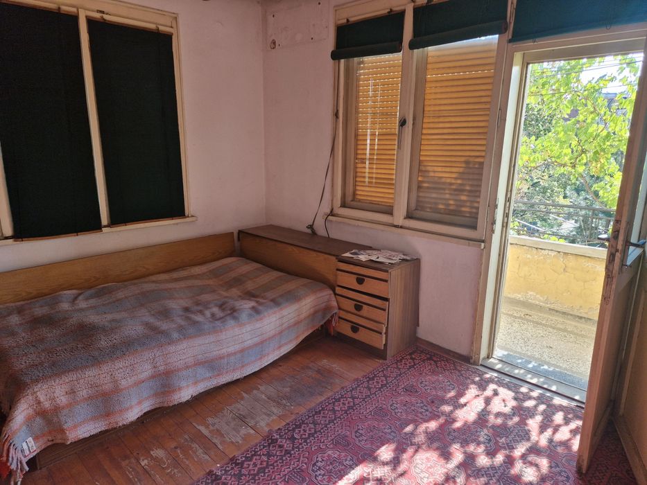 Продава се Етаж от къща в Асеновград - 85 кв.м за 882 €/кв.м - Снимка #3