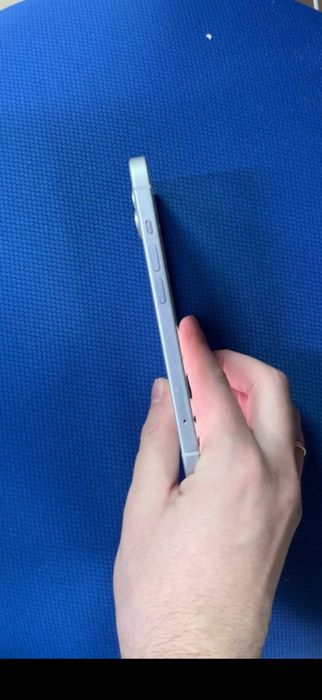 Продам iPhone 15 120 гб 90%