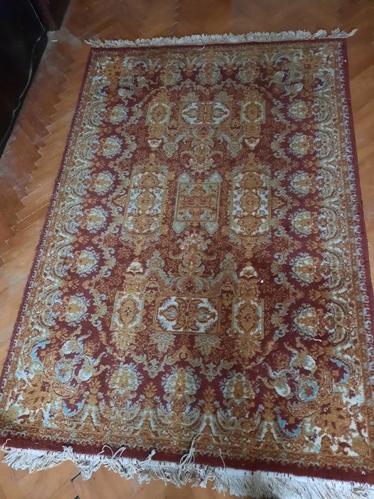 Vand carpeta perete si covoare