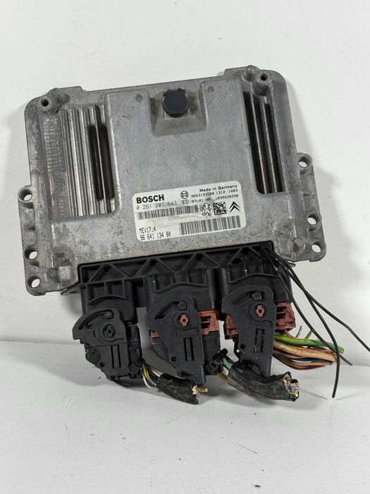 Компютър Двигател Пежо Ситроен 1.6 ВТИ 120 кс Kompiutar Dvigatel Peugeot  Citroen 1.6 VTI 120 hp OEM: 0 261 201 643