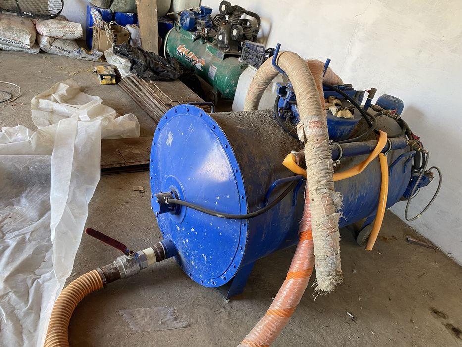 Срочна продам аппарат для пенаблока