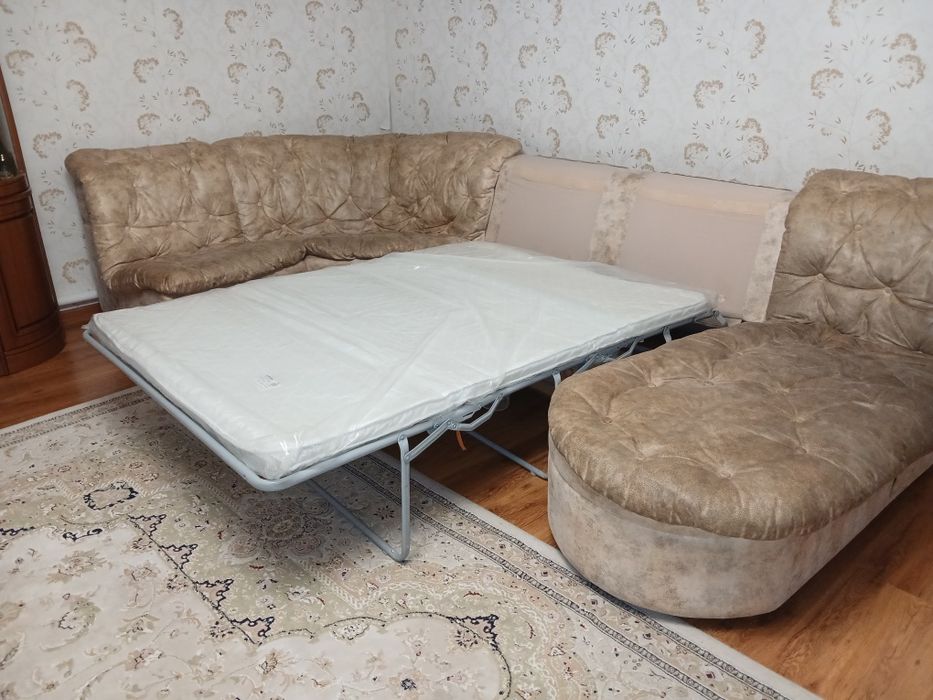 Продам диван мягкий уголок для гостинной