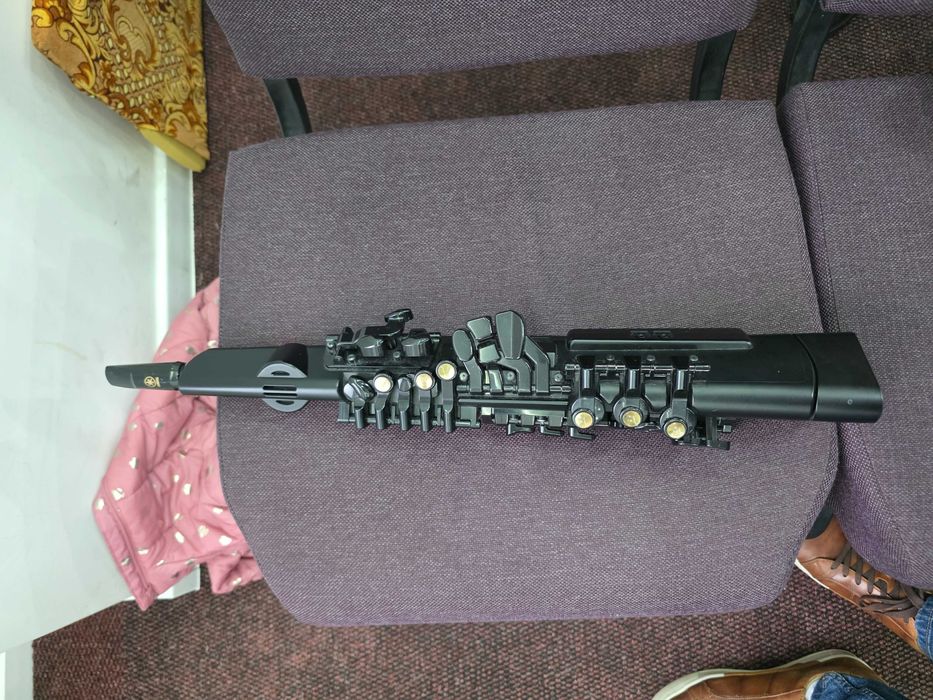 Saxofon electric Yamaha YDS-120 digital saxophone