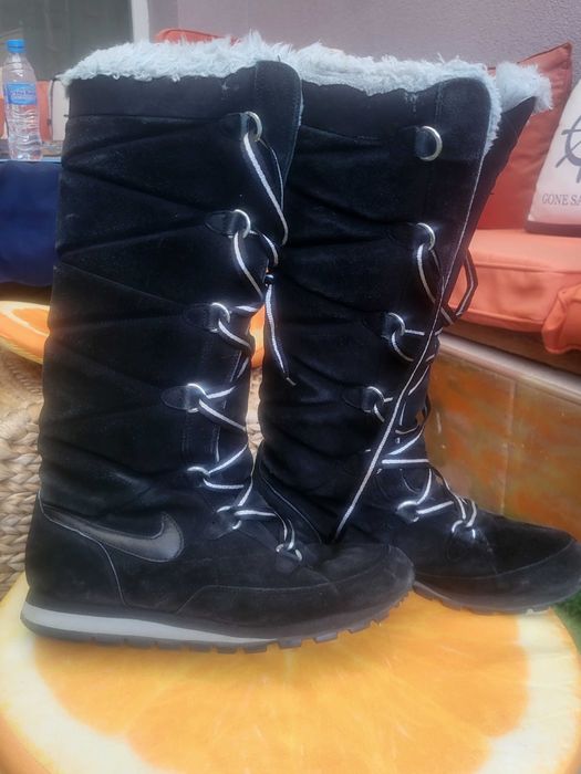 Ботуши NIKE, оригинални
