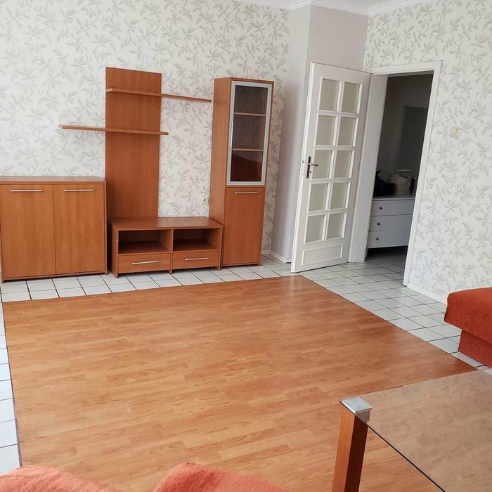 Дава се под наем Тристаен апартамент в София, Младост 4 - 98 кв.м за 700 € - Снимка #4