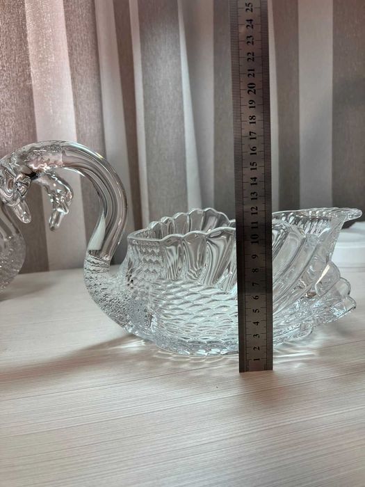 Лебеди вазы хрусталь