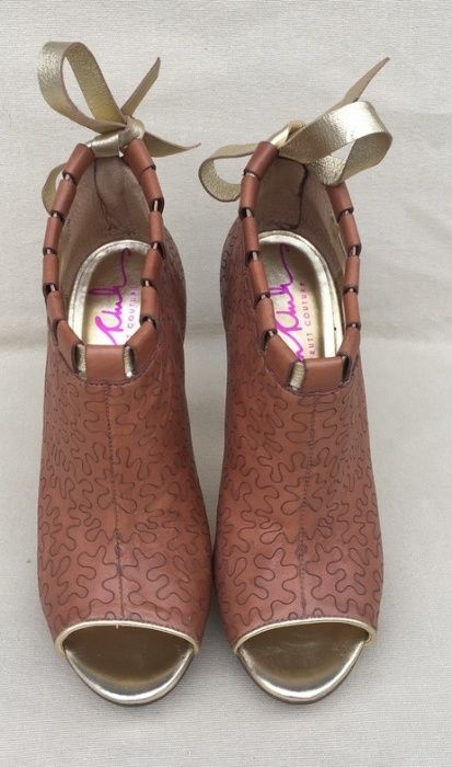 Zandra Rhodes Zinnia Botine/Sandale Nude Auriu Platforma Stiletto USA