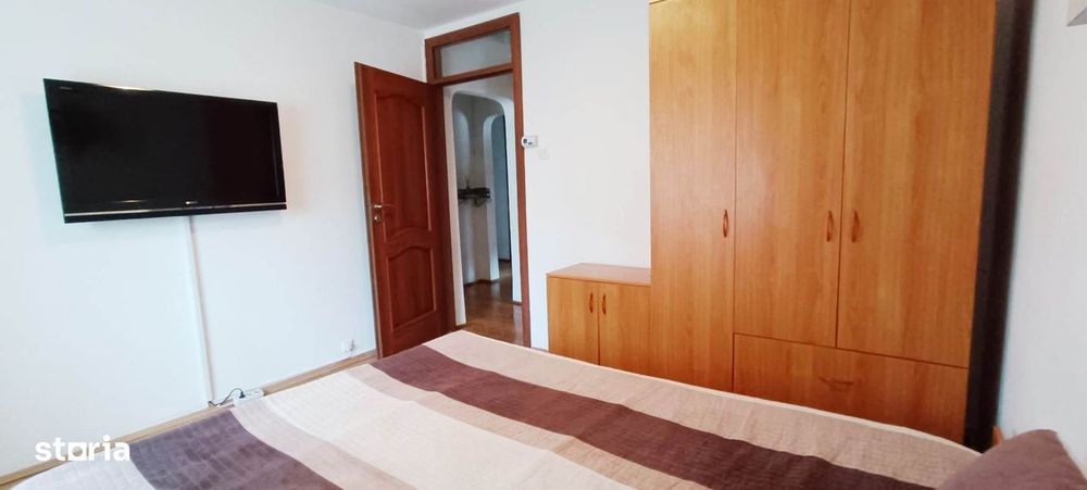 Apartament cu 4 camere in Tractoru-Independentei