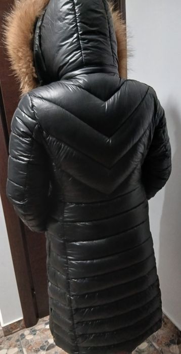 Haina lunga dama model Moncler Long Jacket blana vulpe mar Lsau42 noua