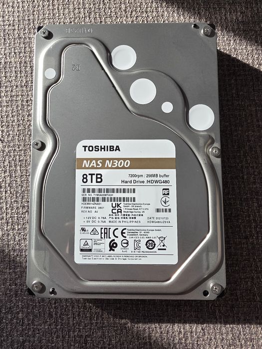 Toshiba NAS N300 8 TB HARD DRIVE