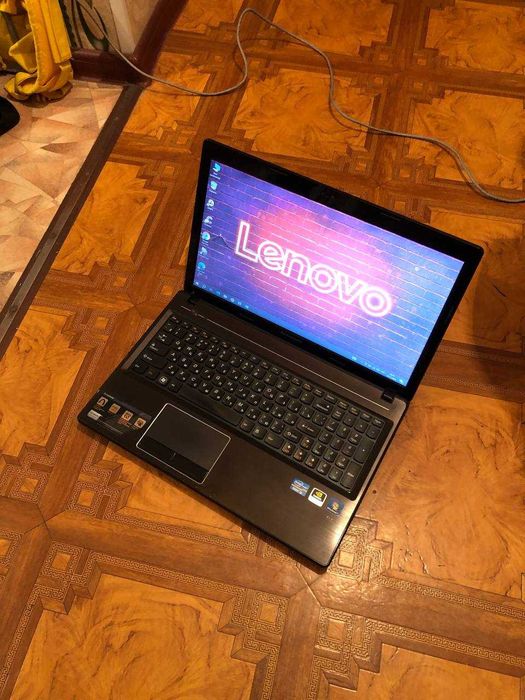 *Lenovo i7 проц озу 4гб в хорошем состоянии продам срочно!)