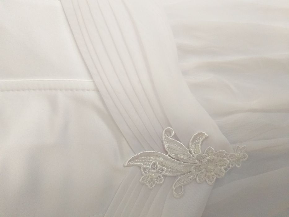 Свадебное платье новое 44-46