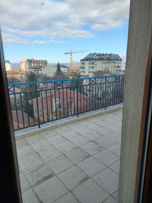 Двустаен, под наем, Център-ЦУМ