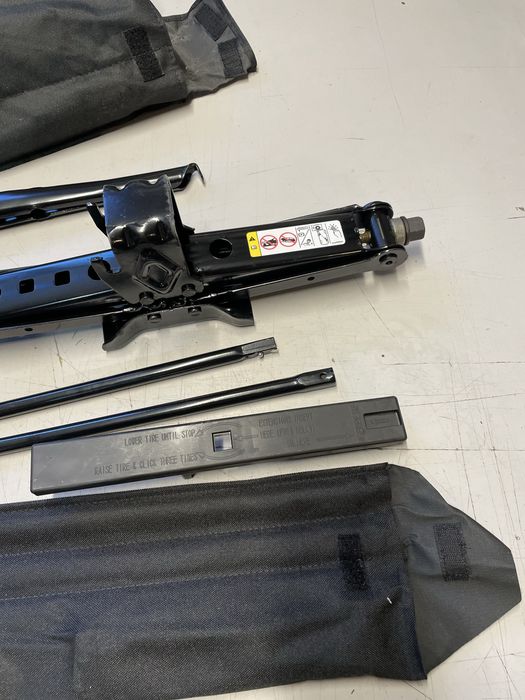 Cric original lancia voyager