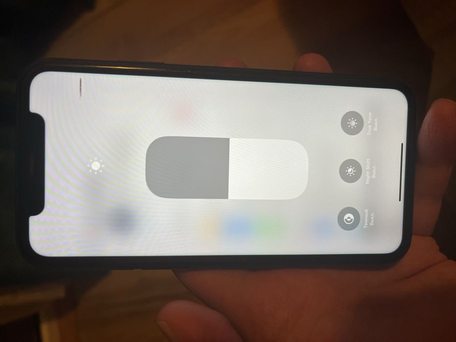 iPhone 11 64GB черен 80 батерия