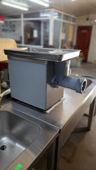 Мясорубка промышленная