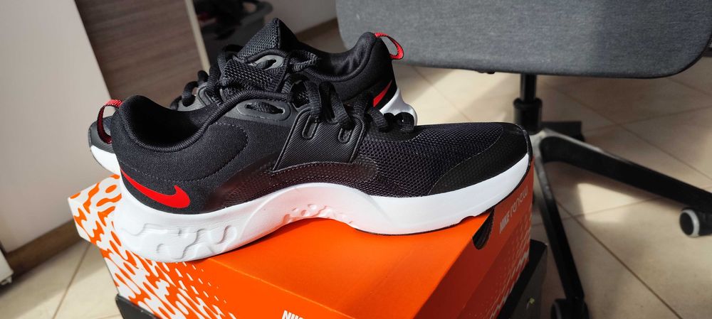 Nike Renew Retaliation TR 3