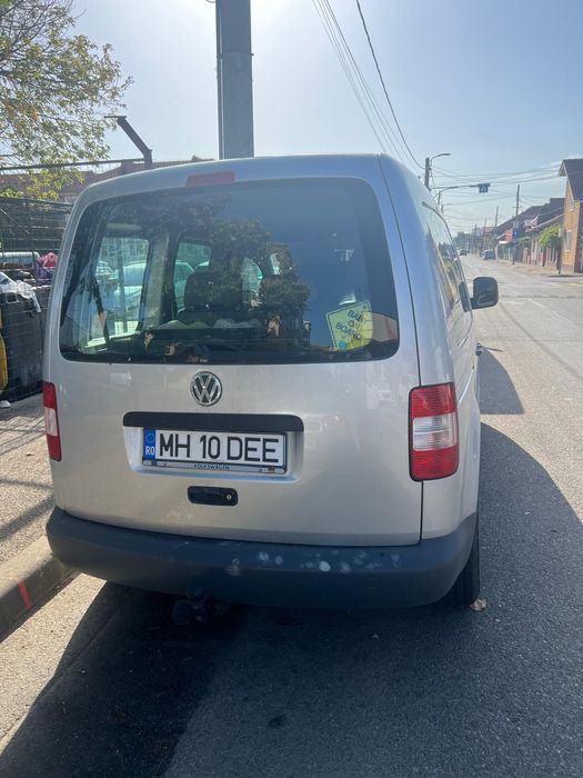VW Caddy Life 1.6