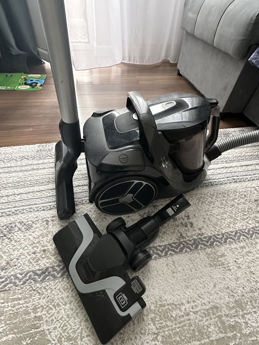 Срочно продам пылесос