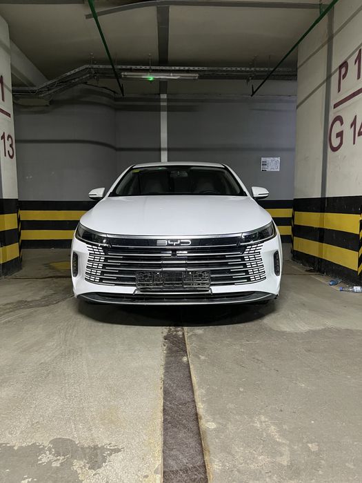 Сдам в аренду гибридный автомобиль BYD