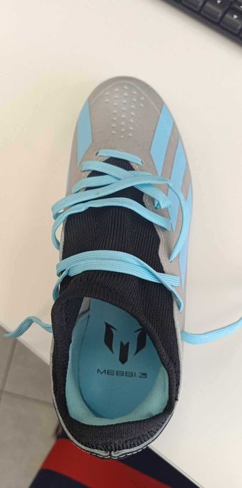 Спортни обувки за футбол