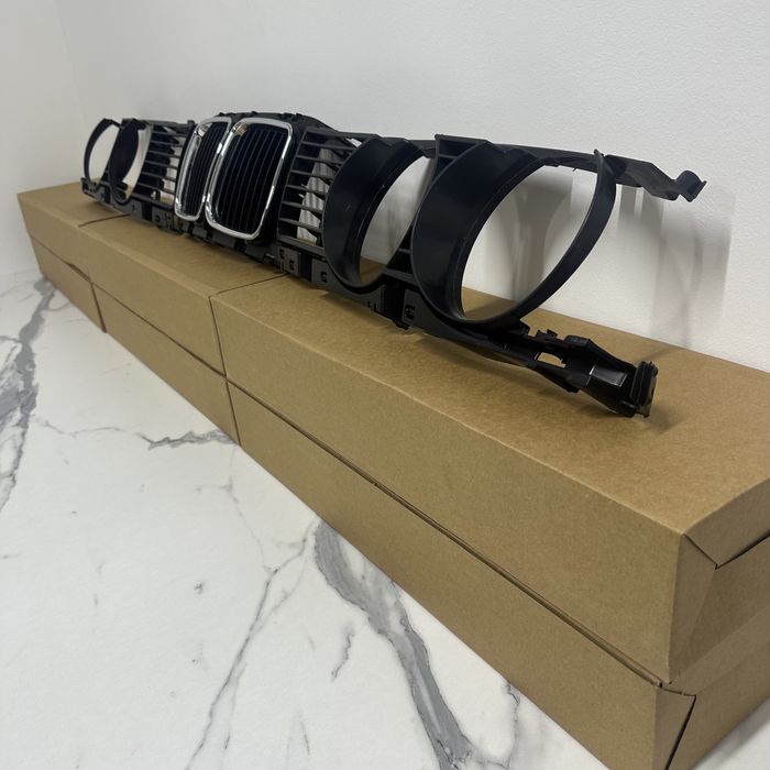 Облицовка решетка на bmw e34