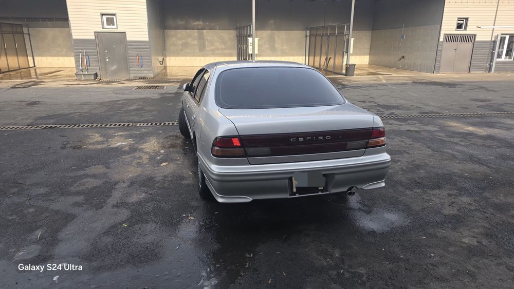 Nissan Cefiro  1996г.