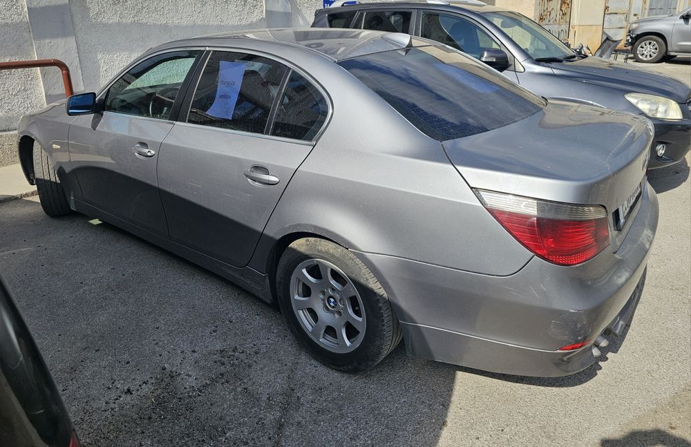 BMW 530d 2004г. 218к.с.