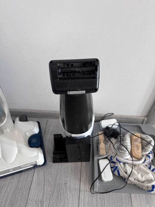 Aspirator vertical cu abur ROWENTA RY7777WH cadou Concept VP437