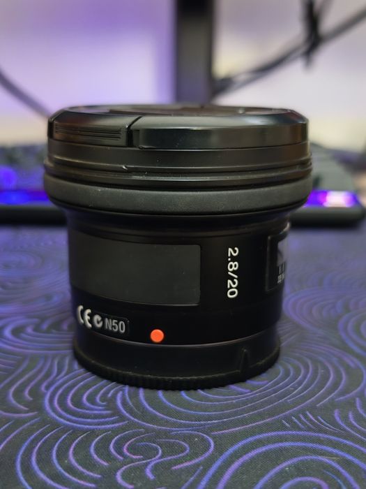 Obiectiv Sony SAL20F28