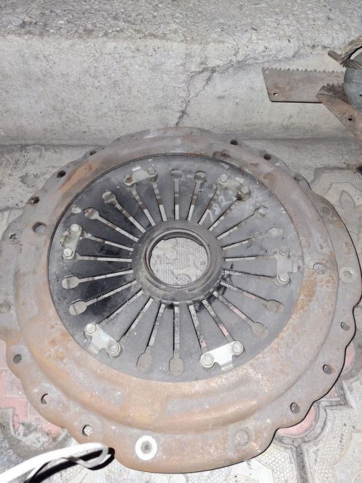 Корзина сцепления на мтз