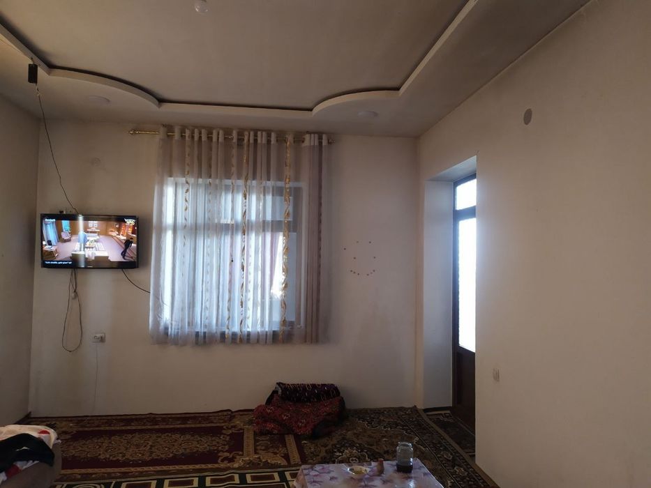 Parkent tumanida shoshilinch uy sotiladi