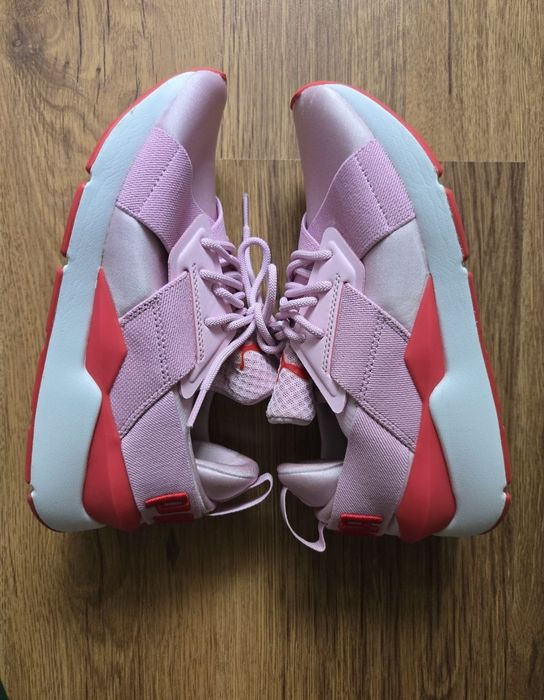 Puma muse, Karl Lagerfeld, Armani Exchange джапанки и маратонки