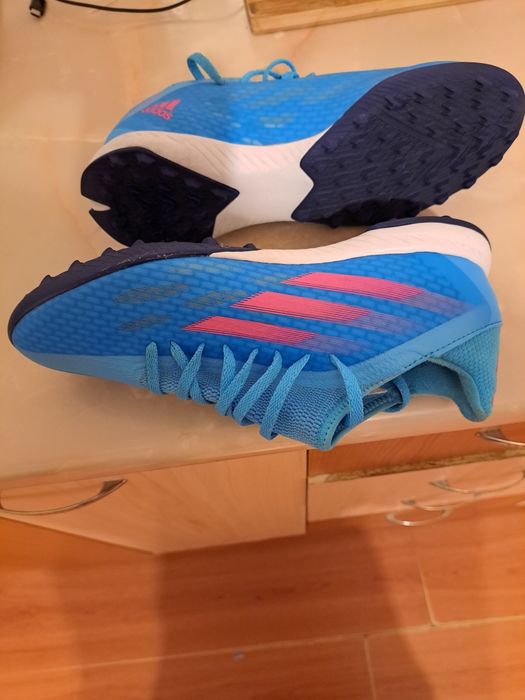 Vând haine originale