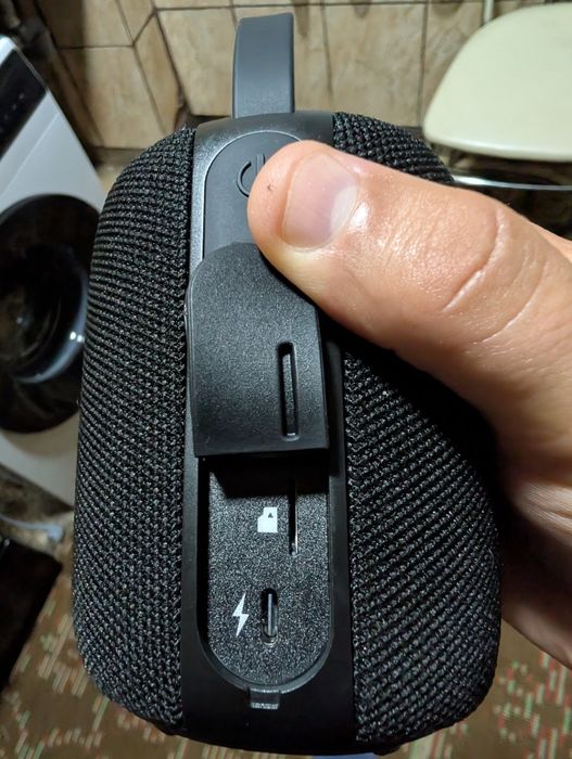 Vând Boxa Fresh N Rebel 1ARB400BL