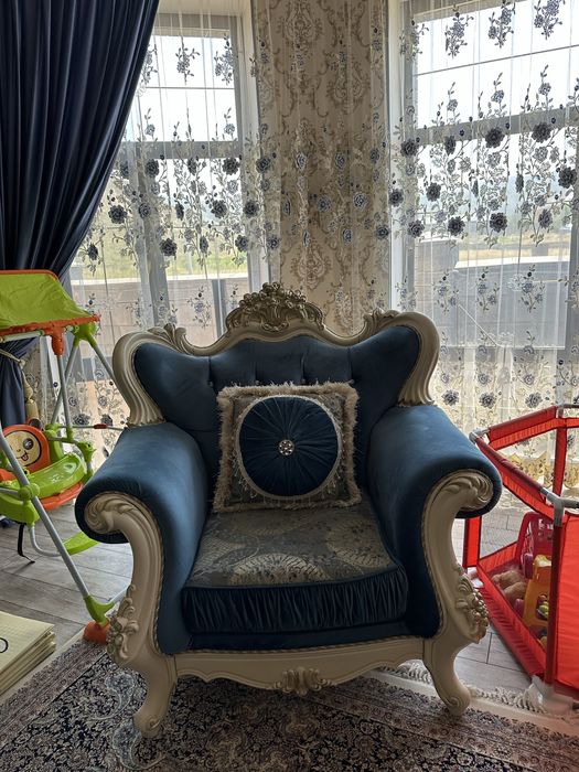 Каролевская мягкая мебель