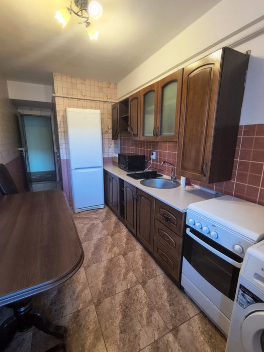 Inchiriez apartament cu o camera