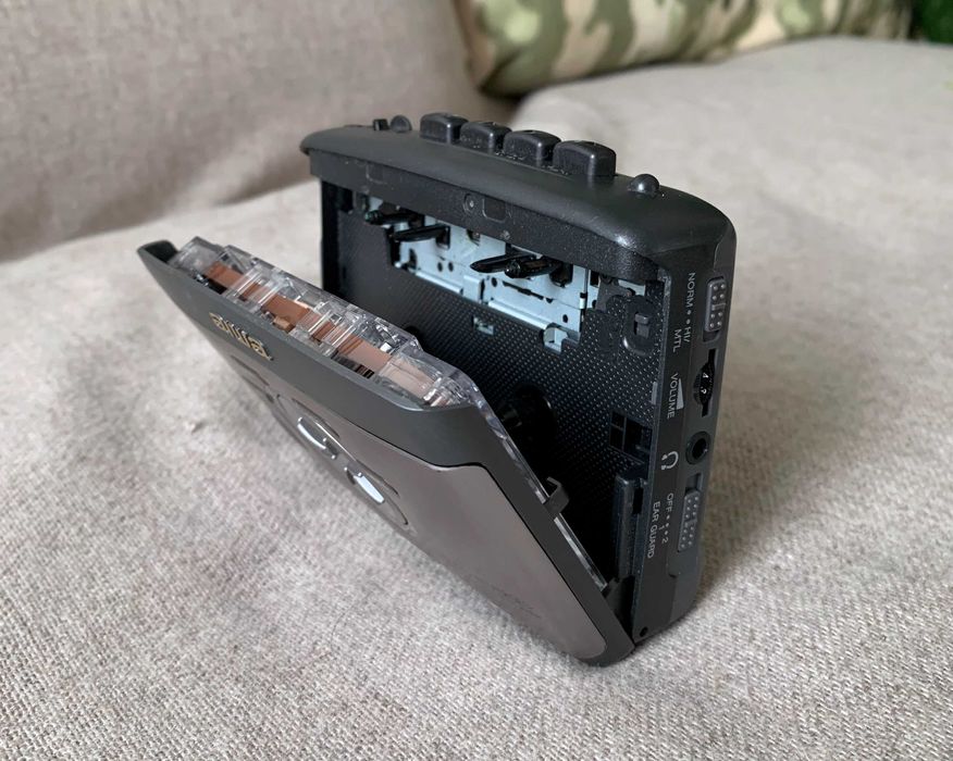 Casetofon portabil Aiwa HS-GS272 Auto Reverse, stare foarte bună