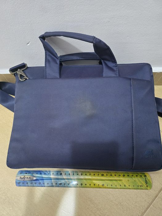 Geantă laptop Rivacase