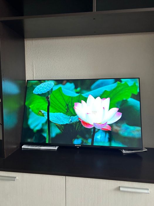 Смарт телевизор.