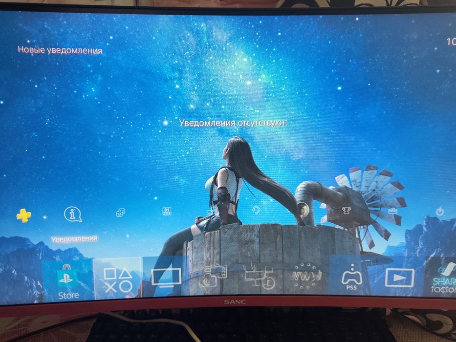 Продам PS4 slim 1Tb