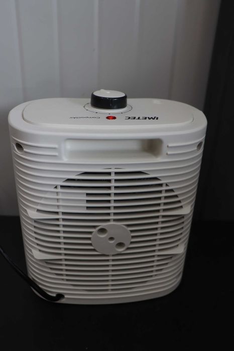 Вентилаторна печка, Imetec Compact Air, Малка и мощна,2000W, калорифер
