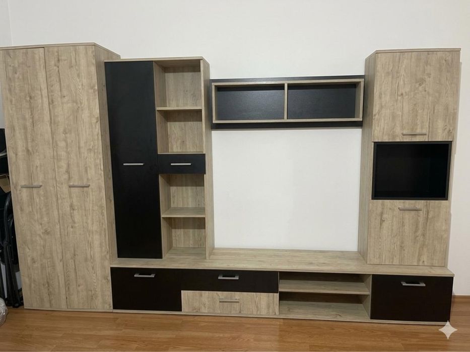 Vand mobila living/biblioteca sufragerie