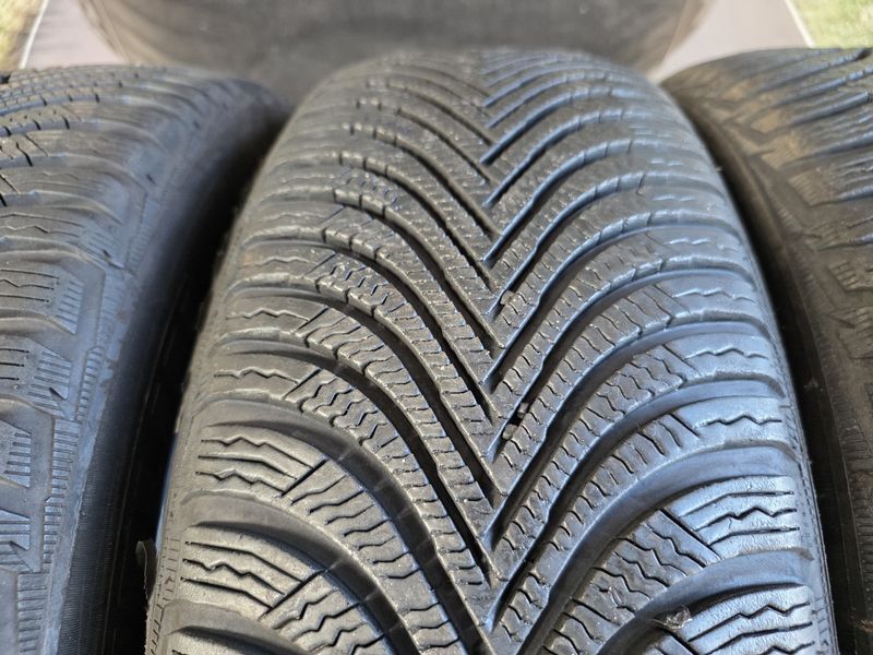 215/65/17 MICHELIN 4бр