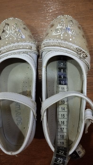 Продам туфельки.