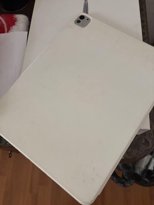 Ipad m4 pro 13 inches 256 gb